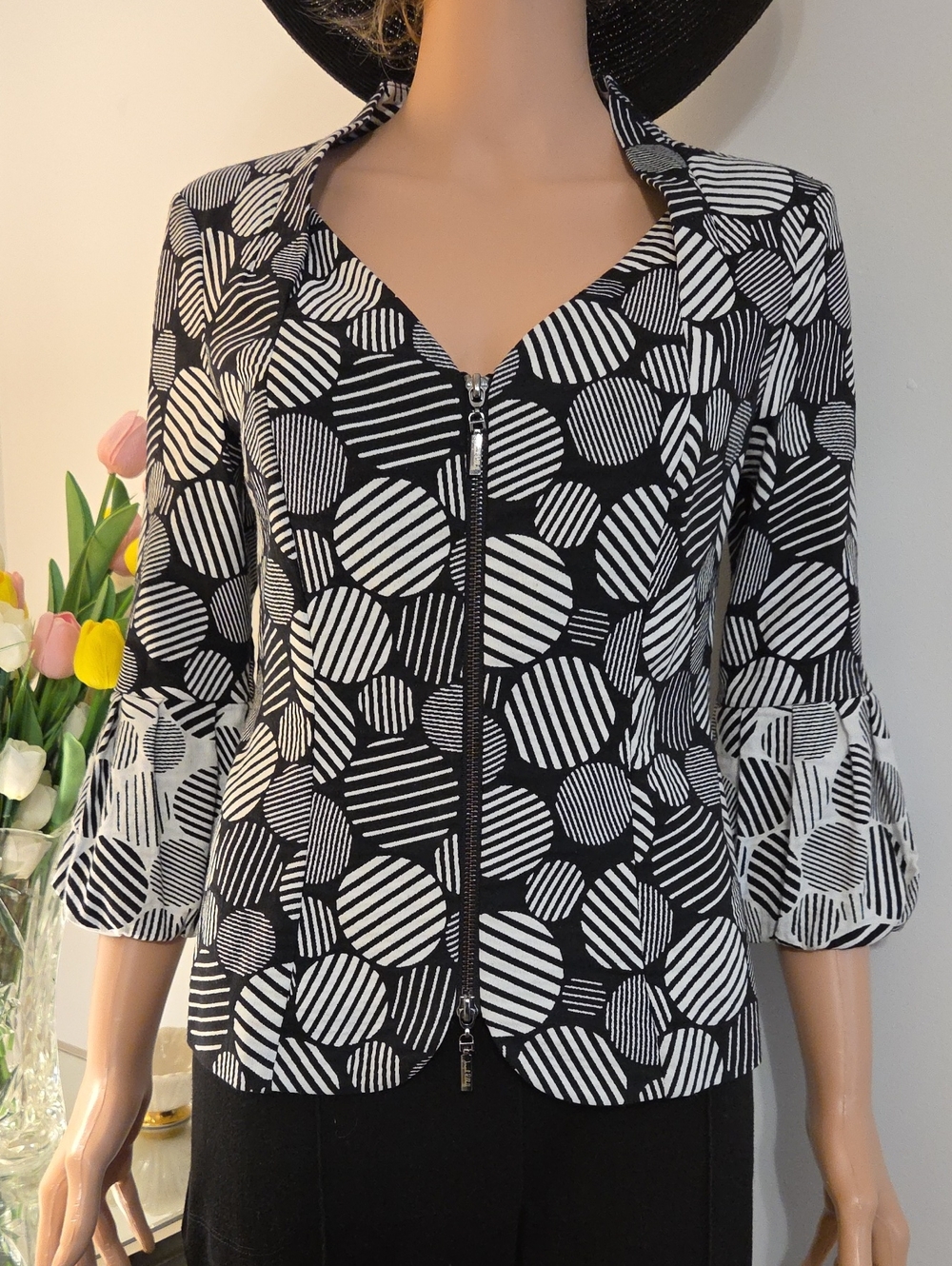 Joseph Ribkoff Black and White Geometric Zip Front Top